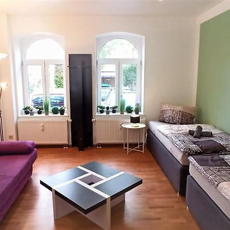 Apartment Fuer Bis Zu 7 Personen Mit Balkon Halberstadt Luaran gambar