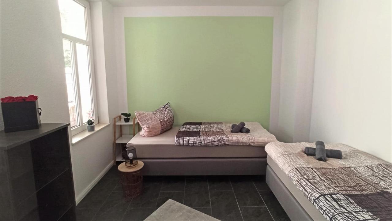Apartment Fuer Bis Zu 7 Personen Mit Balkon Halberstadt Luaran gambar