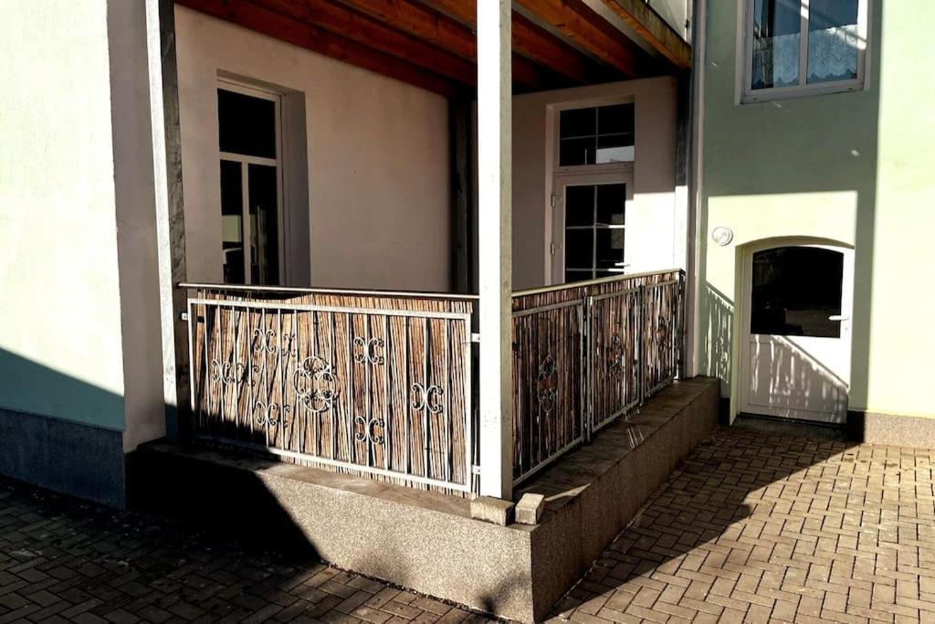 Apartment Fuer Bis Zu 7 Personen Mit Balkon Halberstadt Luaran gambar