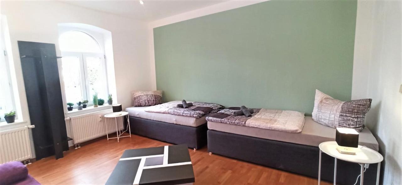 Apartment Fuer Bis Zu 7 Personen Mit Balkon Halberstadt Luaran gambar