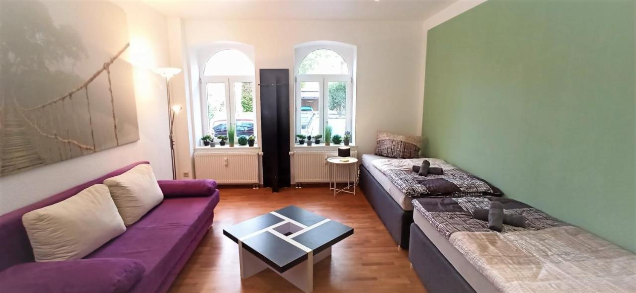 Apartment Fuer Bis Zu 7 Personen Mit Balkon Halberstadt Luaran gambar